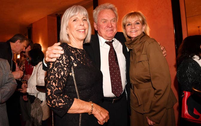 Monika Roth, Sepp Maier and Christa Kinshofer at Der Abschiedsbrief Theater Premiere on 12 03 2026 at the Komoedie Bayerischer Hof in Munich Der Abschiedsbrief Premiere at the Komoedie im Hotel Bayerischer Hof in Munich