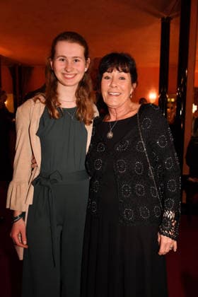Claudia Solbach with granddaughter Lea at Der Abschiedsbrief Theater Premiere on 12 03 2026 at the Komoedie Bayerischer Hof in Munich Der Abschiedsbrief Premiere at the Komoedie im Hotel Bayerischer Hof in Munich