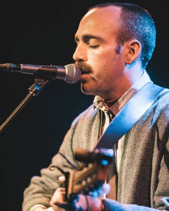 Dylan Cox live in Copenhagen, Denmark Copenhagen, Denmark. 12th, March 2026. The American singer, songwriter and poet Dylan Cox performs a live concert at Hotel Cecil in Copenhagen. Denmark, Copenhagen  Copyright: xGonzalesxPhoto PeterxTroestx