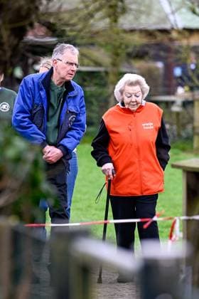 The Netherlands, 2026-03-13 14:38:52 AMSTERDAM, 13-03-2026, Children s Farm. Princess Beatrix participates in a volunteer activity for NLdoet by the Orange Fund. NLdoet is taking place for the 22nd time this year. Princess Beatrix helps care for the animals at a children s farm in Amsterdam. PHOTO: NLBeeld Patrick van Emst Credit: NL Beeld Patrick van Emst  Copyright: xx x