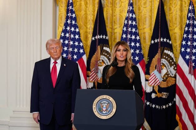 Trump Hosts Women s History Month Event First lady Melania Trump, right, makes remarks as she and United States President Donald J Trump, left, hope a Women™s History month reception in the East Room of the White House in Washington, DC, USA, on Thursday, March 12, 2026. Every year, March is designated Women s History Month by presidential proclamation. Credit: CNP AdMedia Washington District of Columbia United States of America EDITORIAL USE ONLY  Copyright: xx FTP__AAD7335_2_1-6137777 CNPx xAdMediax admphotostwo974278