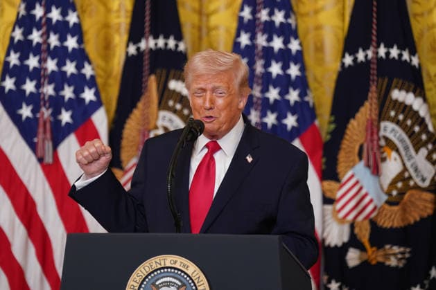 Trump Hosts Women s History Month Event United States President Donald J Trump makes remarks during a Women s History Month event in the East Room of the White House in Washington, DC, USA, on Thursday, March 12, 2026. Every year, March is designated Women s History Month by presidential proclamation. Credit: CNP AdMedia Washington District of Columbia United States of America EDITORIAL USE ONLY  Copyright: xx FTP_AD_03259_1-6137833 CNPx xAdMediax admphotostwo974280