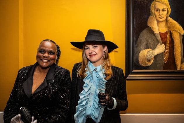 AMSTERDAM - Guests at the party for the 75th Book Ball at the International Theatre Amsterdam (ITA). The annual event, primarily attended by authors, kicks off Book Week. DINGENA MOL ANP netherlands out - belgium out  Copyright: xx x553263607x originalFilename: 553263607.jpg