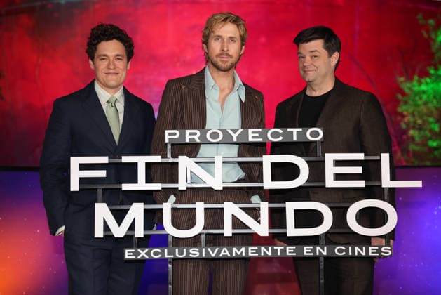 March 13, 2026, Mexico City, Ciudad de Mexico, Mexico: Director Phil Lord, Actor Ryan Gosling and Director Christopher Miller pose for photos during the Project Hail Mary Photocall at Papalote Museo del NioÂ±o. on March 13, 2026 in Mexico City, Mexico. Mexico City Mexico - ZUMAe321 20260313_zea_e321_007 Copyright: xYamakxPereax
