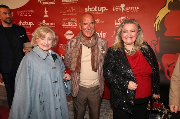 Margot Hellwig, Otto Retzer and Anita Hegerland at the premiere of the RTL documentary series Heino Karamba, Karacho, Kult at the Filmtheater Kitzbühel Kitzbühel, 13 03 2026 Foto:xAgenturxWehnertx xGränzdörferx xFuturexImagex heino_6307