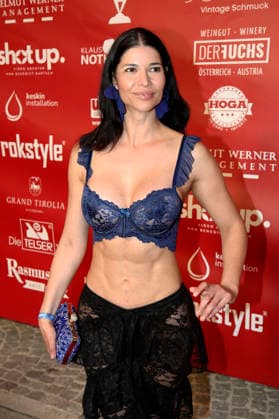 Micaela Schäfer at the premiere of the RTL documentary series Heino Karamba, Karacho, Kult at the Filmtheater Kitzbühel Kitzbühel, 13 03 2026 Foto:xAgenturxWehnertx xGränzdörferx xFuturexImagex heino_6324
