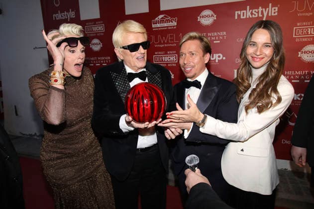 Brigitte Nielsen, Heino, Helmut Werner und Nicole Werner bei der Premiere der RTL+ Dokuserie Heino - Karamba, Karacho, Kult! im Filmtheater Kitzbühel. Kitzbühel, 13.03.2026 *** Brigitte Nielsen, Heino, Helmut Werner and Nicole Werner at the premiere of the RTL documentary series Heino Karamba, Karacho, Kult at the Filmtheater Kitzbühel Kitzbühel, 13 03 2026 Foto:xAgenturxWehnertx xGränzdörferx xFuturexImagex heino_6345
