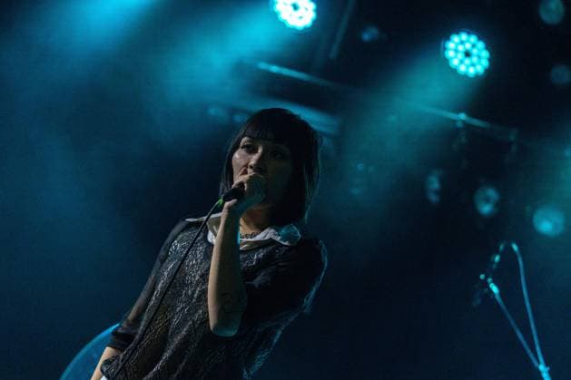 Music Concert - Sobs Live in Shanghai 2026 Celine Autumn singing on stage during the Sobs Live at Yuyintown Basement in Shanghai, China on March 13, 2026 during Sobs Live in Shanghai 2026, Music Concert in Shanghai, China, March 13 2026 Shanghai Yuyintown Basement China Copyright: xAndreaxAimarx xLiveMediax LPM_2341004