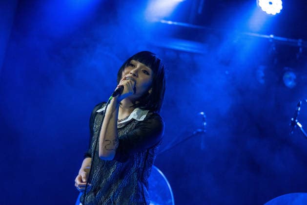 Music Concert - Sobs Live in Shanghai 2026 Celine Autumn singing on stage during the Sobs Live at Yuyintown Basement in Shanghai, China on March 13, 2026 during Sobs Live in Shanghai 2026, Music Concert in Shanghai, China, March 13 2026 Shanghai Yuyintown Basement China Copyright: xAndreaxAimarx xLiveMediax LPM_2341006
