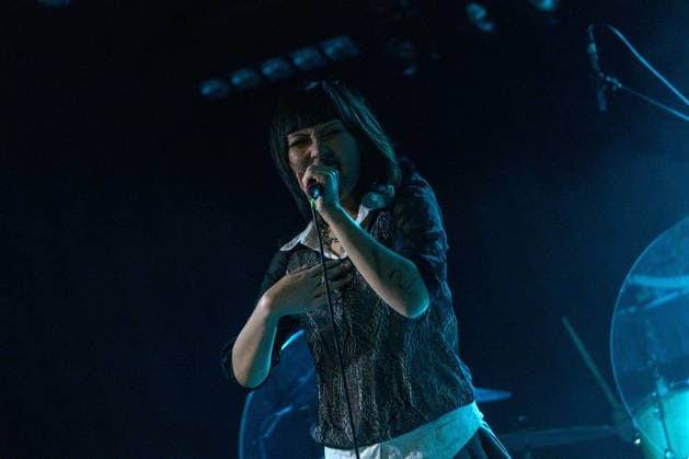 Music Concert - Sobs Live in Shanghai 2026 Celine Autumn singing on stage during the Sobs Live at Yuyintown Basement in Shanghai, China on March 13, 2026 during Sobs Live in Shanghai 2026, Music Concert in Shanghai, China, March 13 2026 Shanghai Yuyintown Basement China Copyright: xAndreaxAimarx xLiveMediax LPM_2341089