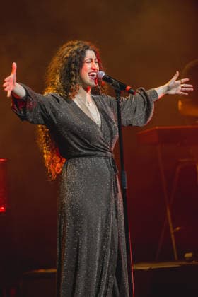 Music Concert - Delia - SICILIA BEDDA TOUR Delia Buglisi performs the Sicilia Bedda Tour on March 13, 2026 at Auditorium Parco della Musica, Rome, Italy. Rome Auditorium Parco della Musica Italy Copyright: xEmanuelaxVertollix xLiveMediax LPM_2341173