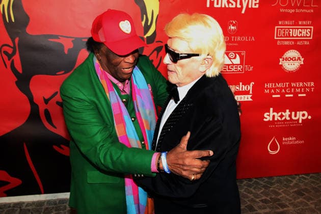 World premiere of HEINO Karamba, Karacho, Kult at the Filmtheater in Kitzbühel Kitzbühel, 13 03 2026 Heino with Roberto Blanco at the world premiere of HEINO Karamba, Karacho, Kult at the Filmtheater in Kitzbühel Tirol Austria Copyright: xMatthiasxGränzdörferx