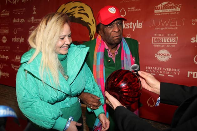World premiere of HEINO Karamba, Karacho, Kult at the Filmtheater in Kitzbühel Kitzbühel, 13 03 2026 Roberto Blanco with his wife Luzandra at the world premiere of HEINO Karamba, Karacho, Kult at the Filmtheater in Kitzbühel Tirol Austria Copyright: xMatthiasxGränzdörferx