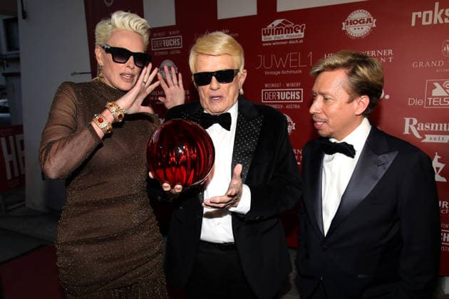World premiere of HEINO Karamba, Karacho, Kult at the Filmtheater in Kitzbühel Kitzbühel, 13 03 2026 Helmut Werner, Brigitte Nielsen and Heino at the world premiere of HEINO Karamba, Karacho, Kult at the Filmtheater in Kitzbühel Tirol Austria Copyright: xMatthiasxGränzdörferx