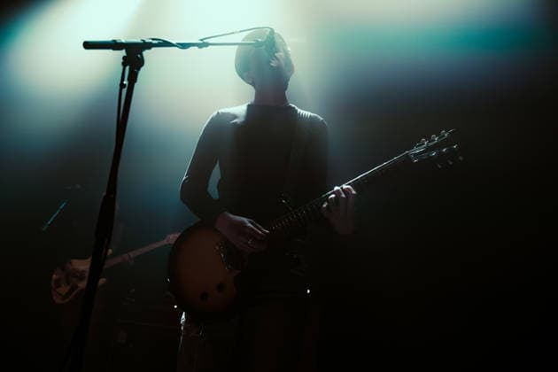 Bar Italia live in Copenhagen, Denmark Copenhagen, Denmark. 13th, March 2026. The British indie rock band Bar Italia performs a live concert at Pumpehuset in Copenhagen. Here guitarist and singer Sam Fenton is seen live on stage. Denmark, Copenhagen  Copyright: xGonzalesxPhoto MathiasxKristensenx