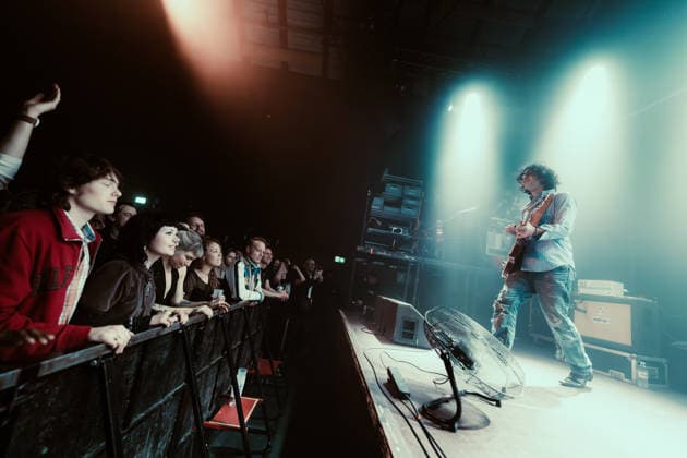 Bar Italia live in Copenhagen, Denmark Copenhagen, Denmark. 13th, March 2026. The British indie rock band Bar Italia performs a live concert at Pumpehuset in Copenhagen. Here guitarist Jezmi Tarik Fehmi is seen live on stage. Denmark, Copenhagen  Copyright: xGonzalesxPhoto MathiasxKristensenx
