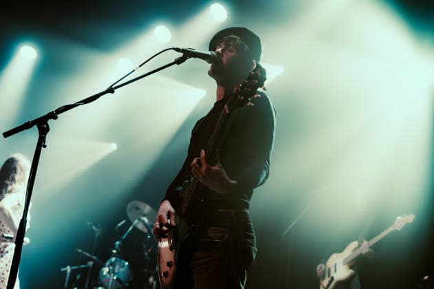 Bar Italia live in Copenhagen, Denmark Copenhagen, Denmark. 13th, March 2026. The British indie rock band Bar Italia performs a live concert at Pumpehuset in Copenhagen. Here guitarist and singer Sam Fenton is seen live on stage. Denmark, Copenhagen  Copyright: xGonzalesxPhoto MathiasxKristensenx