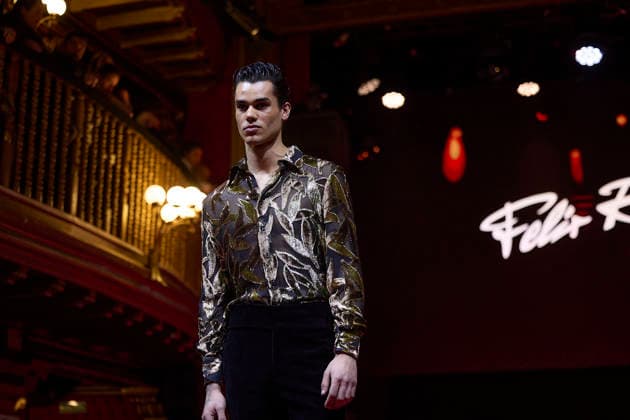 Félix Ramiro presents his new collection at OMODA Madrid es Moda A model during a fashion show presenting the new collection of Félix Ramiro, at the Teatro Magno, on March 14, 2026, in Madrid Spain The firm founded by Félix Ramiro presents its new collection at OMODA Madrid es Moda Félix Ramiro is a mens design firm with more than three decades of experience, recognized for its combination of avant-garde, tradition and craftsmanship, tradition and craftsmanship Specializing in suits for groom, ceremony, executive and sport, stands out for the quality and precision of its garments Its founder, Felix Ramiro, discovered his vocation as a tailor in the 80s and, after training and obtaining national recognition, started in 1988 a brand that tod Copyright: xJesusxHellinx 7365721