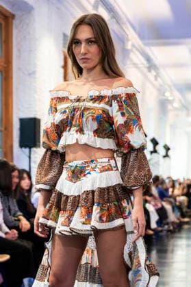 Adlib Ibiza - MadridEsModa Fashion Week Madrid - 14 Mar 2026 A model walks the runway wearing a design by Adlib Ibiza during the MadridEsModa Fashion Week de at Madrid Arena. Madrid Spain Copyright: xAtilanoxGarciax xSOPAxImagesx photos08393