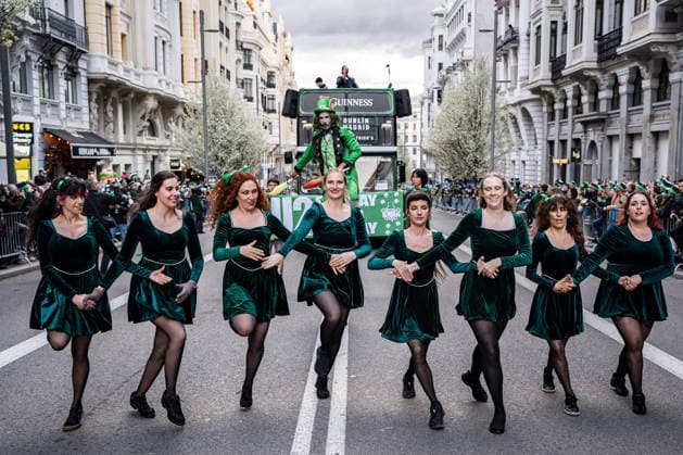 Great St. Patricks Day parade in Madrid Several people march during the St. Patricks Day parade, March 14, 2026, in Madrid Spain The parade brought together more than 40 bands and hundreds of musicians and dancers who marched along the Gran Via in Madrid to celebrate St. Patricks Day, staining the capital green 14 MARCH 2026 FIESTA Diego Radamé Madrid Madrid Spain  Copyright: xDiegoxRadamÃ sx 7366472