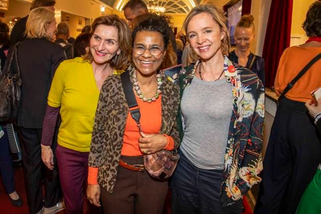 abb Eva Mannschott and Adisat Semenitsch and Johanna Klante as guests at the theater premiere BEKENNTNISSE DES HOCHSTAPLERS FELIX KRULL at Schlosspark Theater on Saturday 14 03 2026 in Berlin Berlin Germany