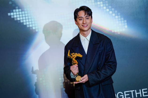 HONGKONG-ENT ASIA-FILM-AWARDS Hong Kong Actor Terrance Lau Chun-him, holing a trophy posing for a photo at the Asian Film Awards in Hong Kong, March 15, 2026. NEXPHER Vernon Yuen HONG KONG