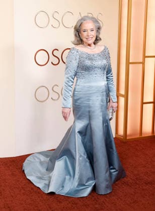 Kathy Bates attends the 98th Oscars arrive on the red carpet for the 98th annual Academy Awards in the Hollywood section of Los Angeles on Sunday, March 15, 2026. Conan O Brien will host the Oscars for the second consecutive year.  LAP20260315585 JOHNxANGELILLO