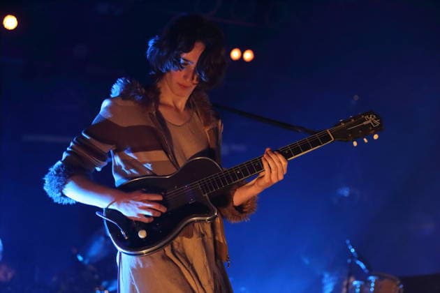 Emily Green from the band Geese at a concert at Astra Kulturhaus in Berlin, March 15, 2026 Geese concert Berlin