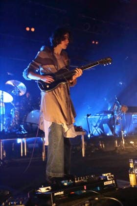 Emily Green from the band Geese at a concert at Astra Kulturhaus in Berlin, March 15, 2026 Geese concert Berlin