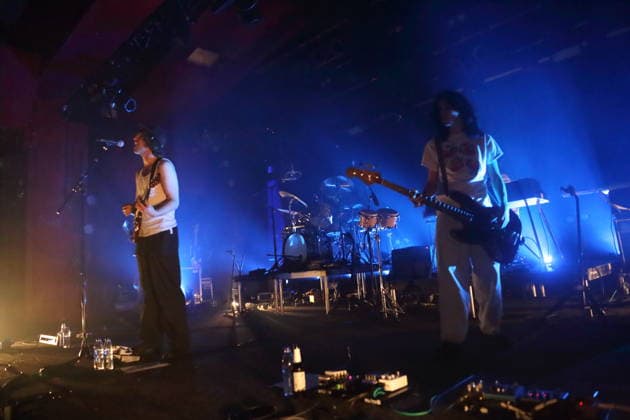 Cameron Winter, Max Bassin and Dominic DiGesu, from left, from the band Geese at a concert at the Astra Kulturhaus in Berlin, March 15, 2026 Geese concert Berlin