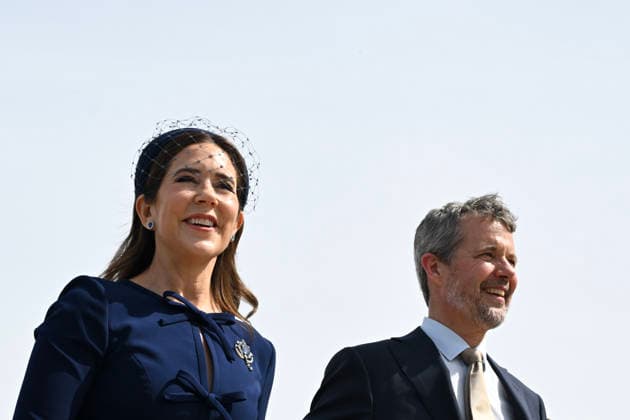 DENMARK ROYALS AUSTRALIA VISIT, Denmark s King Frederik X and Queen Mary meet with members of the public during a visit to the Australian War Memorial in Canberra, Monday, March 16, 2026. ( POOL CANBERRA AUSTRALIAN CAPITAL TERRITORY AUSTRALIA  Copyright: xLUKASxCOCHx 20260316153660793618