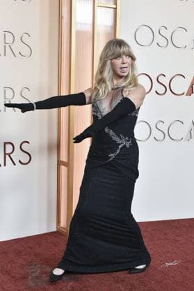 Goldie Hawn at arrivals for The 98th Academy Awards - Arrivals 3, Dolby Theatre at Ovation Hollywood, Los Angeles, CA, March 15, 2026. Photo By: Elizabeth Goodenough Everett Collection The 98th Academy Awards - Arrivals 3 PUBLICATIONXNOTxINxCANxCHNxFRAxITAxJPNxNORxPOLxRUSxESPxUKxUSA