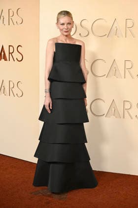 HOLLYWOOD, CA - MARCH 15: Kirsten Dunst at the 98th Oscars at Dolby Theatre on March 15, 2026 in Hollywood, California. Hollywood USA - ZUMAa123 20260315_zaa_a123_307 Copyright: xMediaPunchx