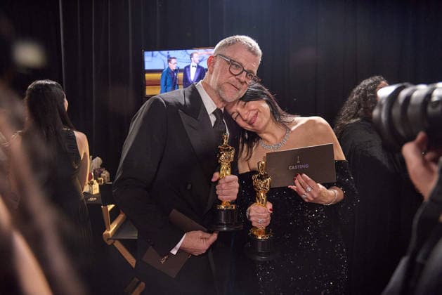 Paul Thomas Anderson and Cassandra Kulukundis pose backstage with the OscarÂ® for Adapted Screenplay and the OscarÂ® for Casting during the 98th OscarsÂ® at DolbyÂ® Theatre at Ovation Hollywood on Sunday, March 15, 2026. Los Angeles CA USA  350081198PLX