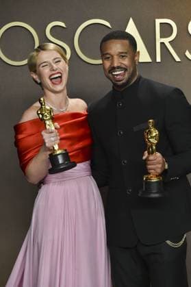 Jessie Buckley, Michael B. Jordan in the press room for The 98th Academy Awards - Press Room, Dolby Theatre at Ovation Hollywood, Los Angeles, CA, March 15, 2026. Photo By: Elizabeth Goodenough Everett Collection The 98th Academy Awards - Press Room PUBLICATIONXNOTxINxCANxCHNxFRAxITAxJPNxNORxPOLxRUSxESPxUKxUSA