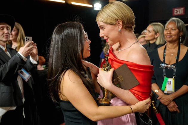 Jessie Buckley backstage with the OscarÂ® for Actress in a Leading Role during the 98th OscarsÂ® at DolbyÂ® Theatre at Ovation Hollywood on Sunday, March 15, 2026. Los Angeles CA USA  350081347PLX