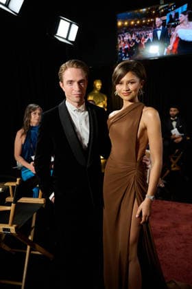 98th Oscars, Academy Awards Robert Pattinson and Zendaya pose backstage during the live 98th Oscars at the Dolby Theatre at Ovation Hollywood in Los Angeles, CA, on Sunday, March 15, 2026., Credit:Richard Harbaugh The Academy Avalon United States of America, CA, Hollywood, Dolby Theater  Copyright: xRichardxHarbaughx xThexAcademyx xAvalonx 1083385789