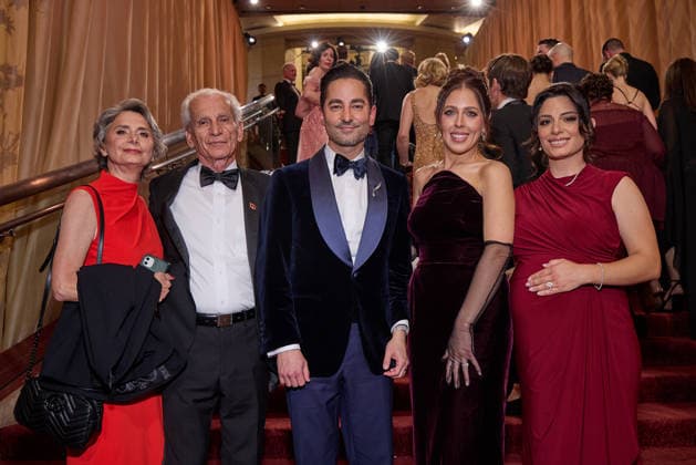 98th Oscars, Academy Awards Sev Ohanian (CL) and Natalie Qasabian (CR) and guests arrive on the red carpet of the 98th Oscars at the Dolby Theatre at Ovation Hollywood on Sunday, March 15, 2026., Credit:Mark Von Holden The Academy Avalon United States of America, CA, Hollywood, Dolby Theater  Copyright: xMarkxVonxHoldenx xThexAcademyx xAvalonx 1083386357