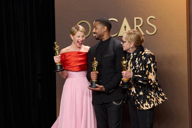 March 16, 2026, Hollywood, California, USA: Jessie Buckley, Michael B. Jordan and Amy Madigan pose backstage with the Oscar for Actor in a Leading Role during the 98th Oscars at DolbyÂ¨ Theatre at Ovation Hollywood on Sunday. Hollywood USA  - ZUMAz03_ 20260316_zah_z03_011 Copyright: xEtiennexLaurentx