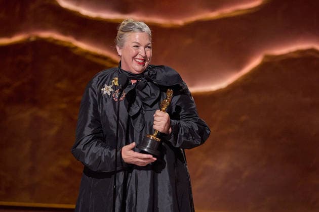 98th Oscars, Academy Awards Kate Hawley accepts the Oscar for Costume Design during the 98th Oscars at the Dolby Theatre at Ovation Hollywood on Sunday, March 15, 2026., Credit:Avalon.red Avalon United States of America, CA, Hollywood, Dolby Theater  Copyright: xAvalon.redx xAvalonx 1083404946