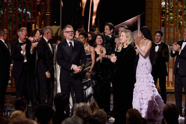 98th Oscars, Academy Awards Paul Thomas Anderson, Sarah Murphy, Anthony Carlino, Will Weiske, Andy Jurgensen, Teyana Taylor, Michael Bauman, Cassandra Kulukundis, Regina Hall, Shayna McHale aka Junglepussy, Leonardo DiCaprio, Chase Infiniti and Benicio del Toro accept the Oscar for Best Picture during the 98th Oscars at the Dolby Theatre at Ovation Hollywood on Sunday, March 15, 2026., Credit:Avalon.red Avalon United States of America, CA, Hollywood, Dolby Theater Copyright: xAvalon.redx xAvalonx 1083411363