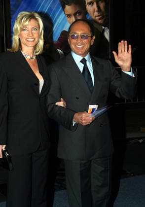 DIE ANOTHER DAY - JAMES BOND PREMIERE Nov. 11, 2002 - Los Angeles, CALIFORNIA, USA - PAUL ANKA -..DIE ANOTHER DAY - JAMES BOND PREMIERE -.SHRINE AUDITORIUM, LOS ANGELES, CA -.NOVEMBER 11, 2002 -. NINA PROMMER 2002 K27111NP Copyright: xNinaxPrommerx