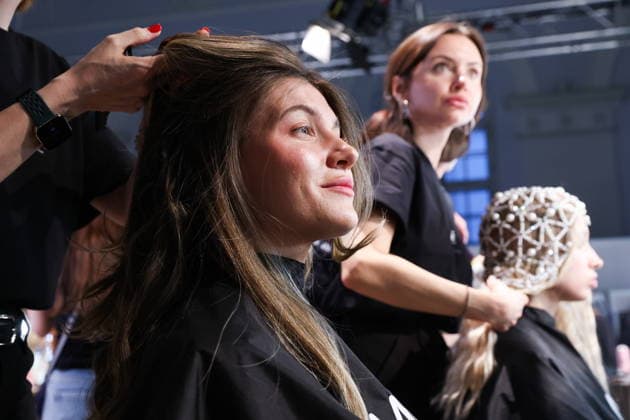 RUSSIA, MOSCOW - MARCH 16, 2026: A model is seen before a runway show as part of the 6th Moscow Fashion Week at the Manege Central Exhibition Hall (Moscow Manege) Moscow Russia  - ZUMAt113 20260316_zaa_t113_276 Copyright: xValeryxSharifulinx