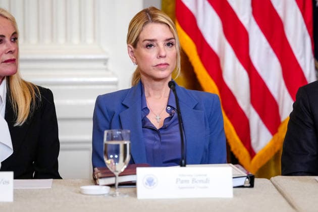 March 16, 2026, Washington, District Of Columbia, USA: United States Attorney General Pam Bondi attends a meeting with trustees of the Donald J. Trump and the John F. Kennedy Memorial Center for the Performing Arts in Washington, DC, USA, ,in the East Room of the White House in Washington, DC, USA, on Monday, March 16, 2026. The board is set to vote on plans to close the institution for two years for renovations starting July 6, 2026 Washington USA - ZUMAs152 20260316_faa_s152_017 Copyright: xAaronxSchwartzx-xPoolxviaxCNPx