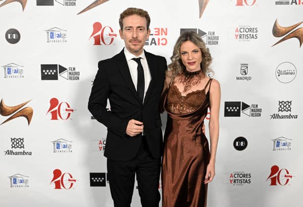 Photocall of the 34th edition of the Actors and Actresses Union Awards Vícto Clavijo and Carolina Bona pose at the photocall of the 34th edition of the Actors and Actresses Union Awards, on March 16, 2026, in Madrid Spain The Union Awards have a characteristic that makes them unique and special, as they are the vote of the profession, being the Unions own membership who chooses the winners from among all his companeros and companeras 16 MARCH 2026 José Madrid Madrid Madrid Spain  Copyright: xJosÃ xOlivax 7372315