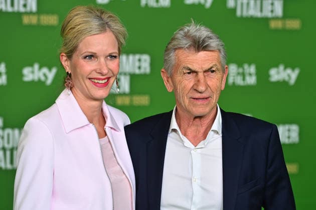 Klaus AUGENTHALER with wife Sandra Premiere EIN SOMMER IN ITALIEN WM 1990 on 16 03 20226 at Mathaeser Kino in Munich Red Carpet,Red Carpet