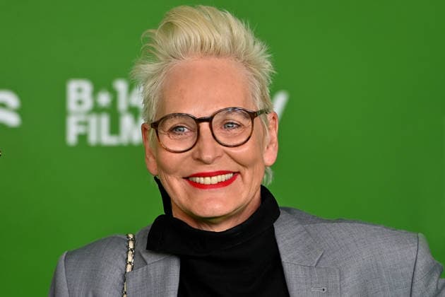 Baerbel SCHAEFER, single image,cropped single motif,portrait,portrait premiere A SUMMER IN ITALY World Cup 1990 on 16 03 20226 at the Mathaeser Cinema in Munich Red Carpet,Red Carpet