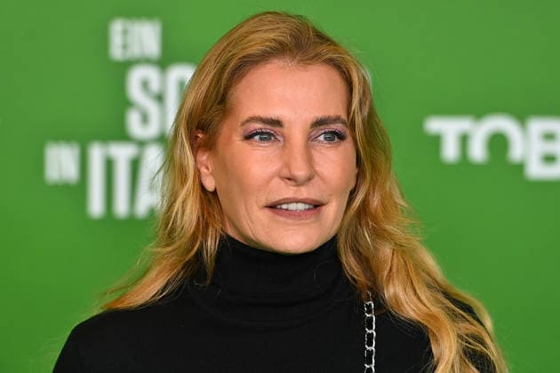 Giulia SIEGEL, Einzelbild,angeschnittenes Einzelmotiv,Portrait,Portraet. Premiere EIN SOMMER IN ITALIEN-WM 1990. am 16.03.20226 im Mathaeser Kino in Muenchen. Roter Teppich,Red Carpet. *** Giulia SIEGEL, single picture,cropped single motif,portrait,portrait premiere A SUMMER IN ITALY World Cup 1990 on 16 03 20226 at the Mathaeser Cinema in Munich Red Carpet,Red Carpet