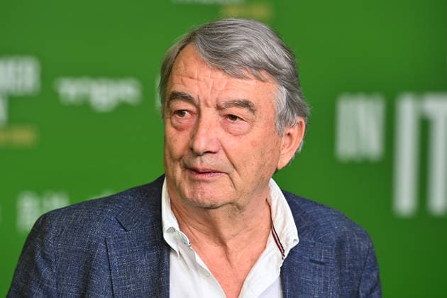 Wolfgang NIERSBACH, single picture,cropped single motif,portrait,portrait premiere EIN SOMMER IN ITALIEN WM 1990 on 16 03 20226 at Mathaeser Kino in Munich Red Carpet,Red Carpet