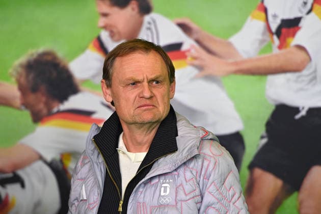 Bjoern GULDEN Adidas CEO, single image, cropped single motif, portrait, portrait Premiere EIN SOMMER IN ITALIEN WM 1990 am 16 03 20226 im Mathaeser Kino in Muenchen Roter Teppich,Red Carpet